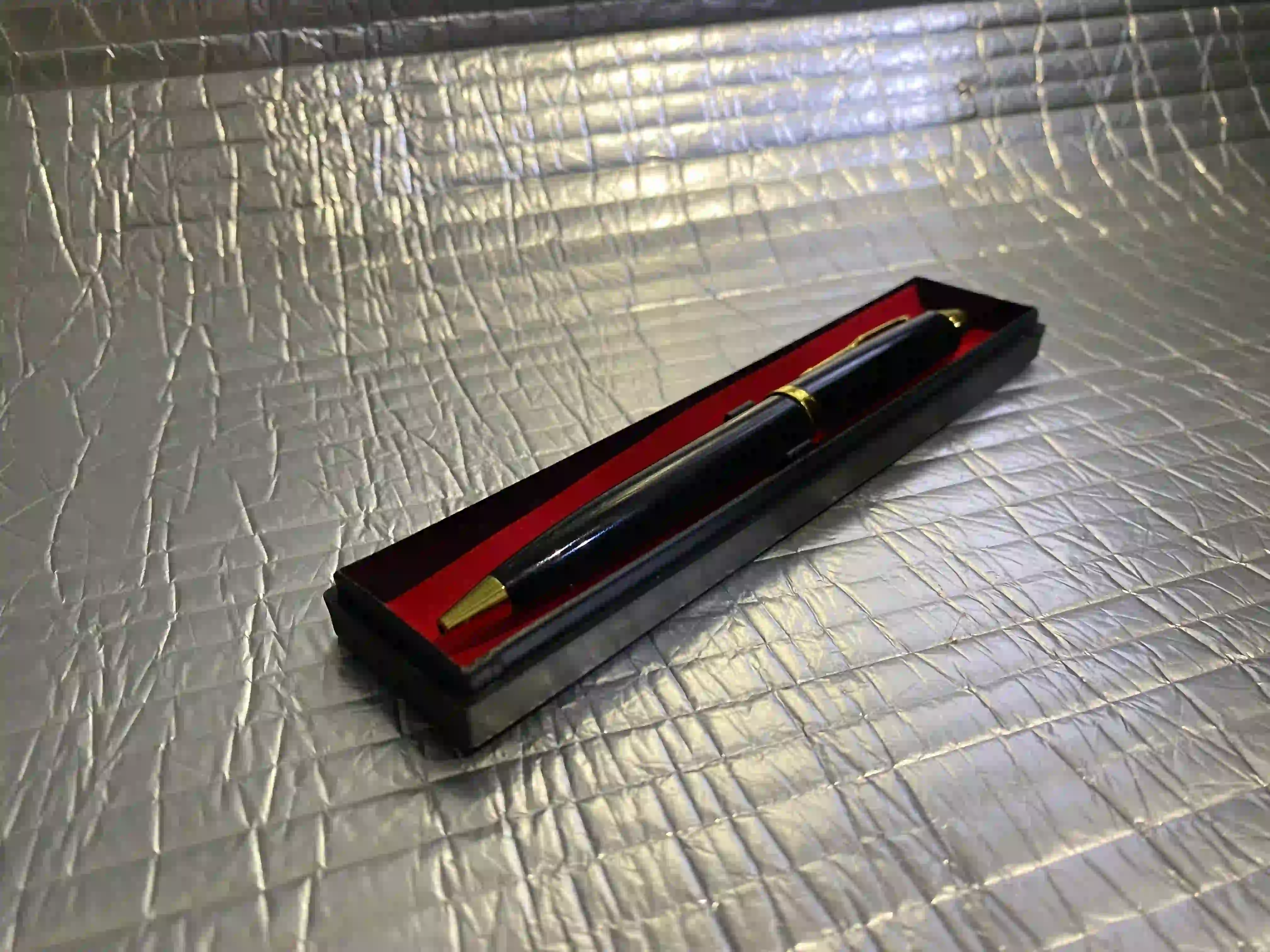 Pulpen eksekutif custom